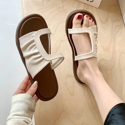 8990 Beige
